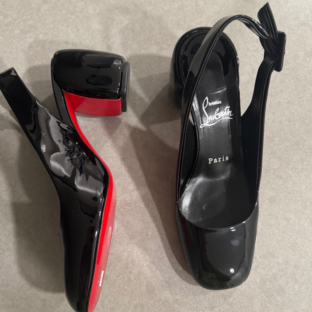 NEW Louboutin Minny Bubble